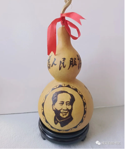 非遗文化传承红色基因——葫芦烙画献礼“八一”